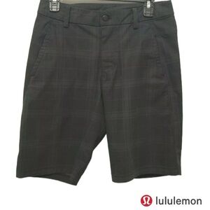 Lululemon men’s black and grey plaid shorts